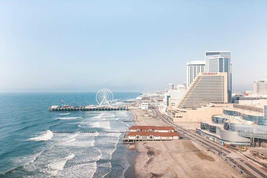 2Br 3Ba Beachfront Rental In Town Cozysuites Atlantic City Zewnętrze zdjęcie