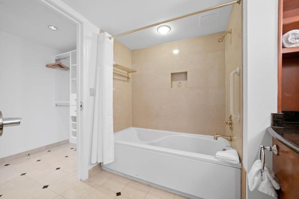 2Br 3Ba Beachfront Rental In Town Cozysuites Atlantic City Zewnętrze zdjęcie