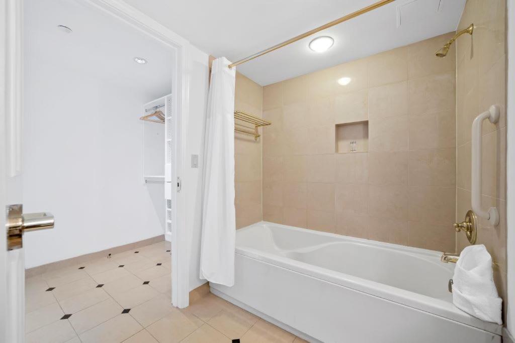 2Br 3Ba Beachfront Rental In Town Cozysuites Atlantic City Zewnętrze zdjęcie